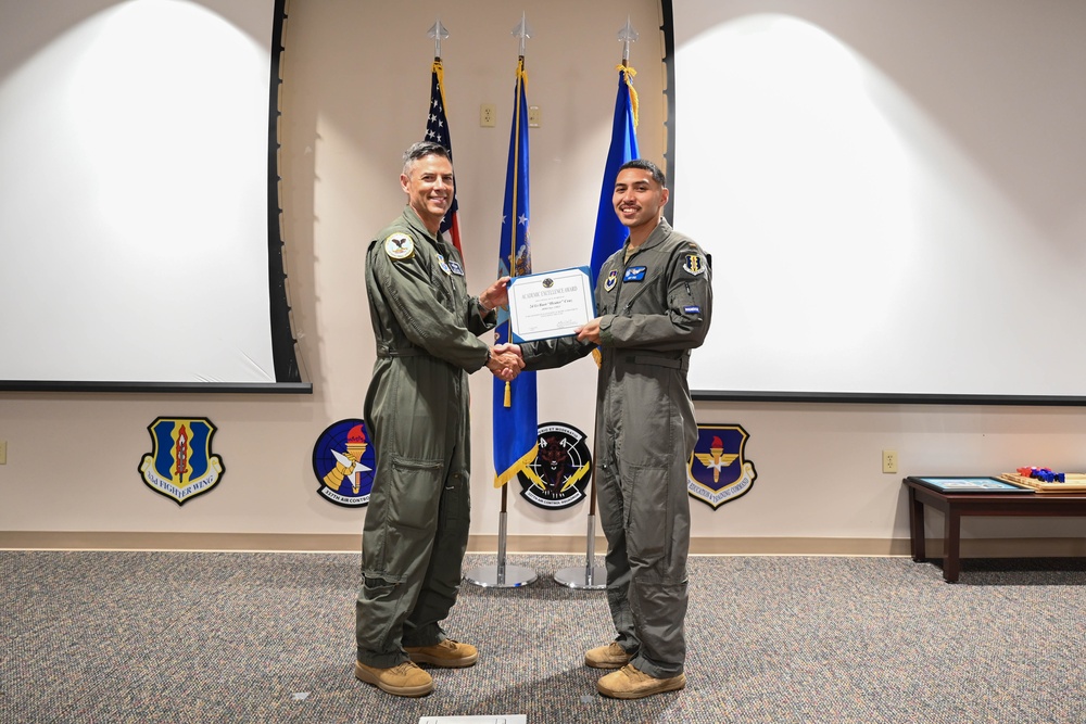 Senior Leaders visit 337th ACS