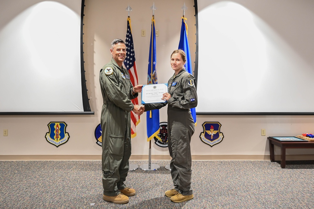 Senior Leaders visit 337th ACS