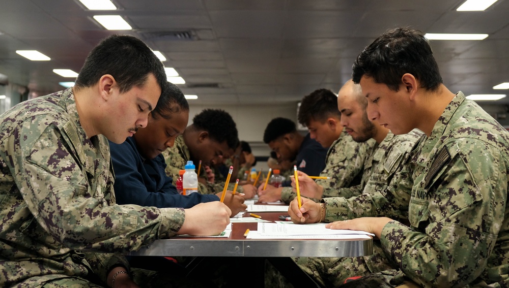 Boxer Sailors Test For E-5 Advancement