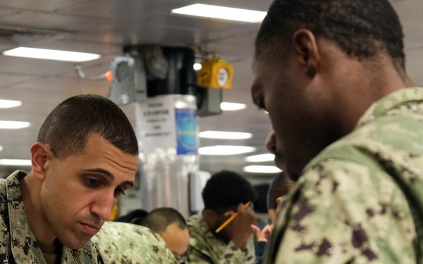 Boxer Sailors Test For E-5 Advancement