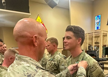 1st Armored Division Soldier saves family from wreck