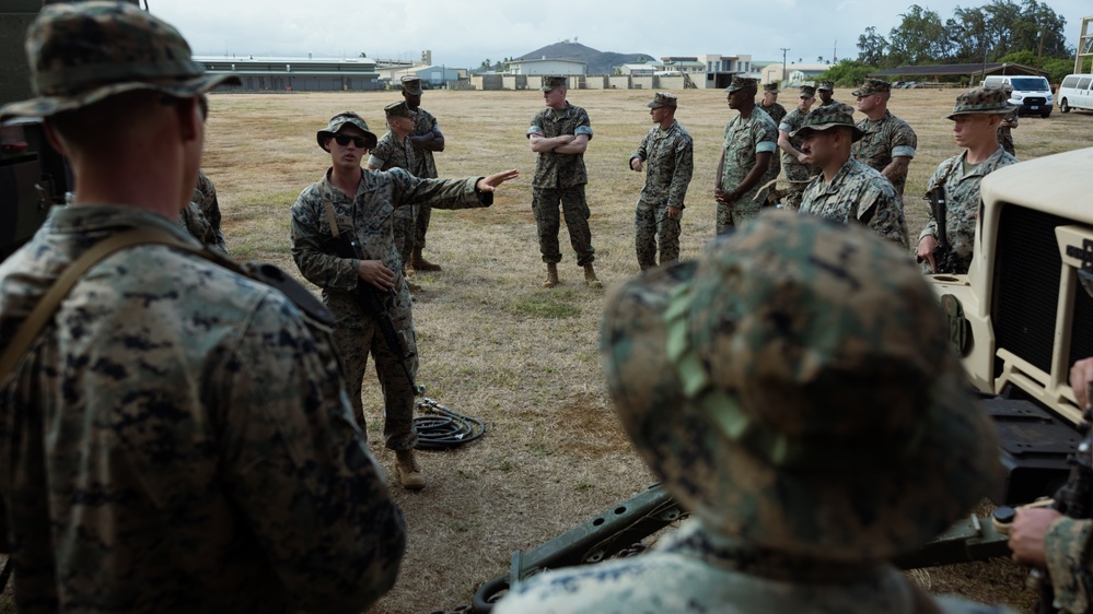 3d LLB Hosts Lt. Gen. Banta from I&amp;L