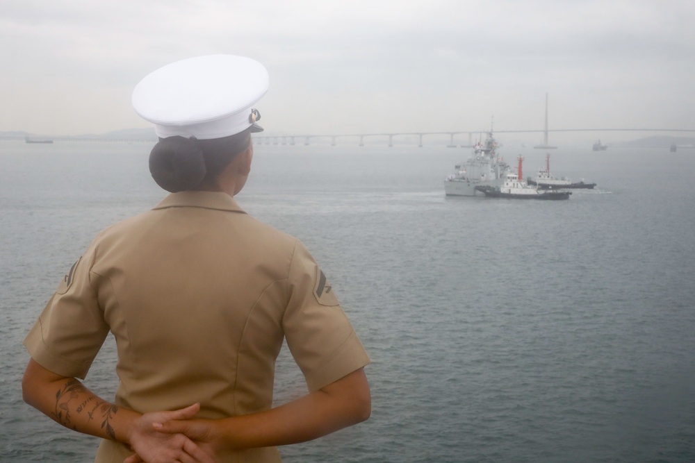 3d MLG Marines man the rails for 73rd Anniversary of Incheon Landing