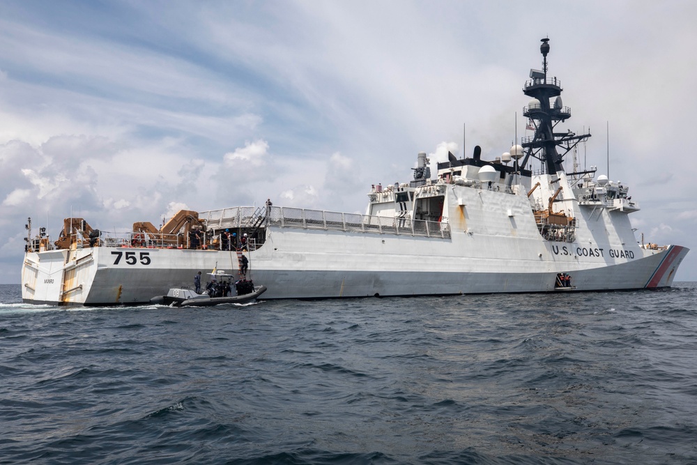 USCGC Munro and Royal Brunei Navy Conduct At Sea Engagement for CARAT Brunei 2023