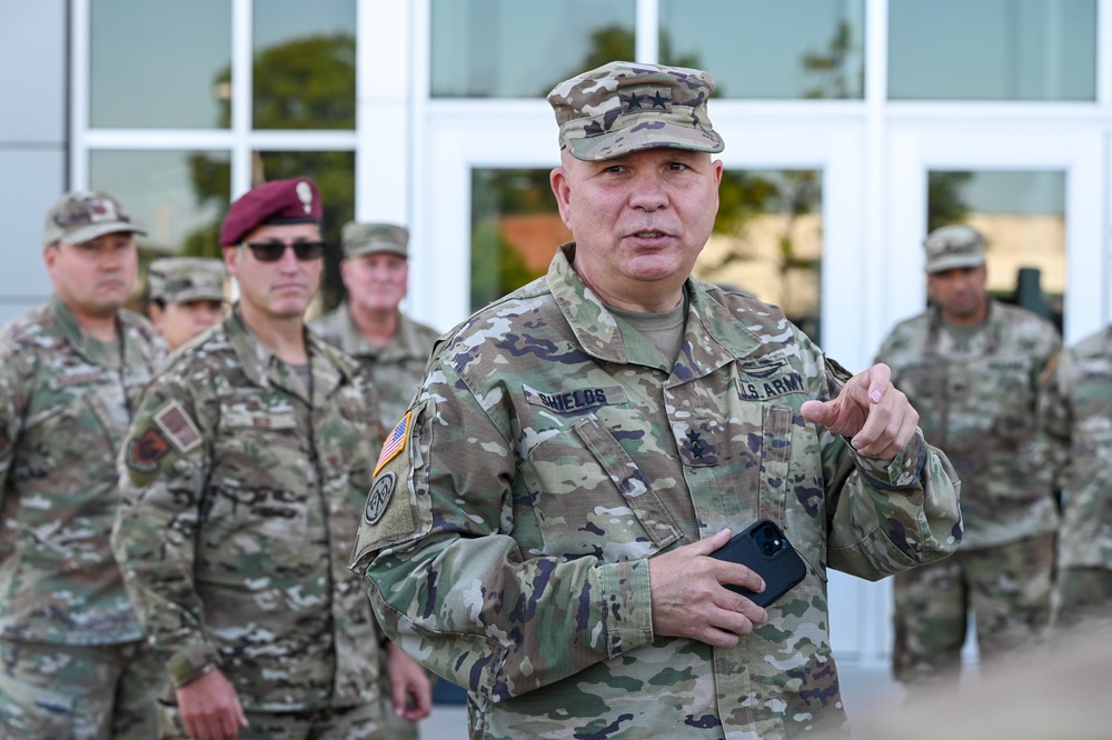 Governor Kathy Hochul visits NY Guard Soldiers and Airmen mobilized for Hurricane Lee