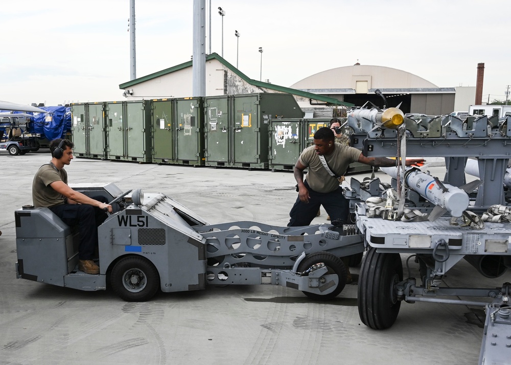 William Tell F-22 Weapons Load Competition