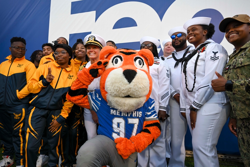 DVIDS - Images - Memphis vs Navy Football Game [Image 5 of 8]