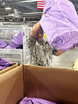 NAVSUP FLC Norfolk Supports Postal Operations Related to Runway Closure