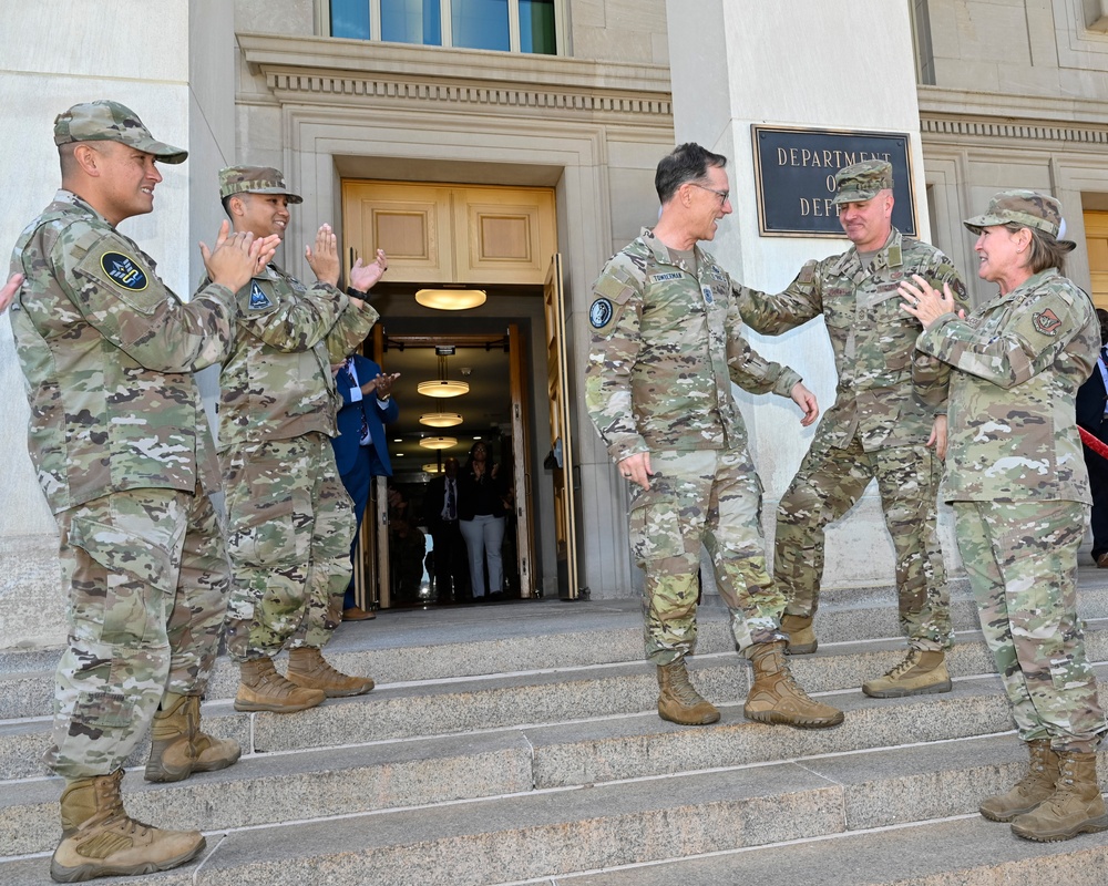 CMSSF Towberman clap out