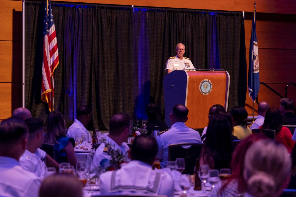 USFFC Speaks at Hampton Roads Annual Ombudsman Appreciation Dinner