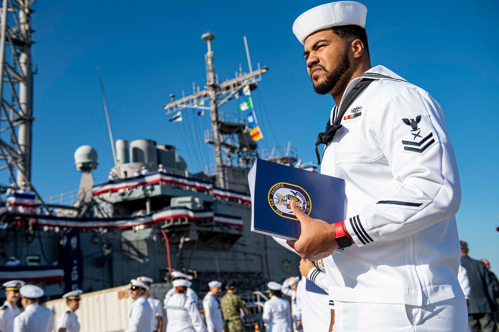 USS San Jacinto (CG 56) Decommissioning Ceremony