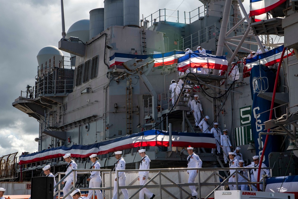 USS San Jacinto (CG 56) Decommissioning Ceremony