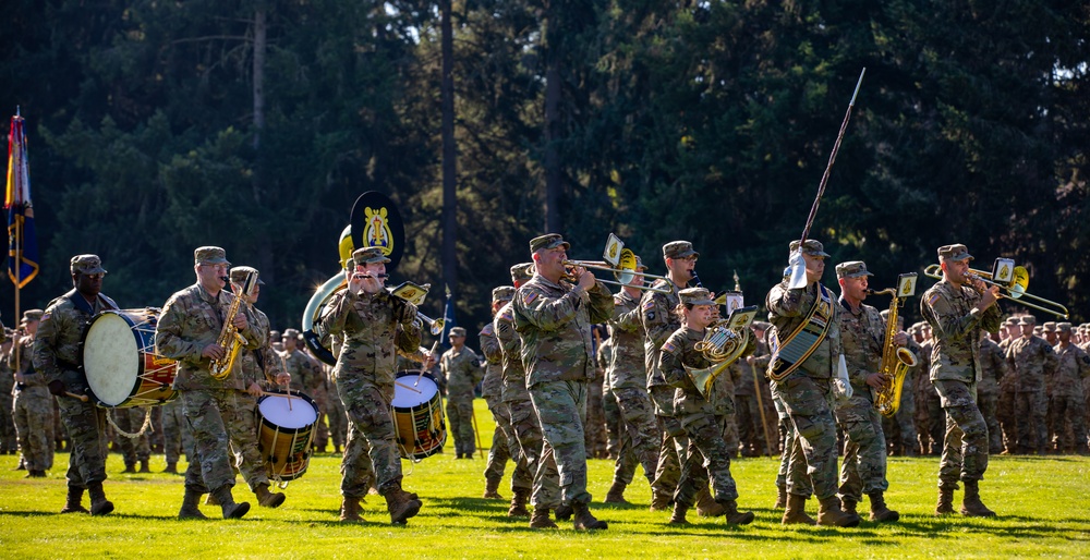 7th ID Change of Command Ceremony