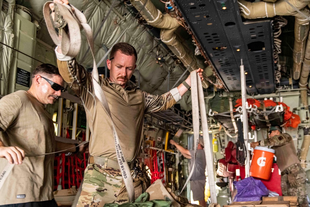 81 ERQS refuels partners, conducts airlift in Horn of Africa
