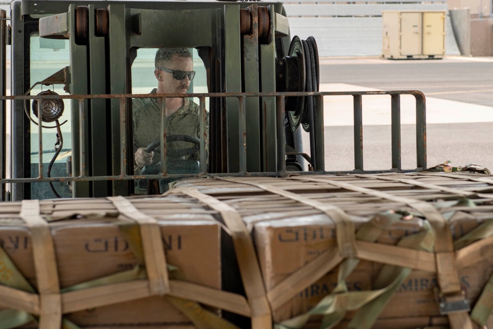 81 ERQS refuels partners, conducts airlift in Horn of Africa