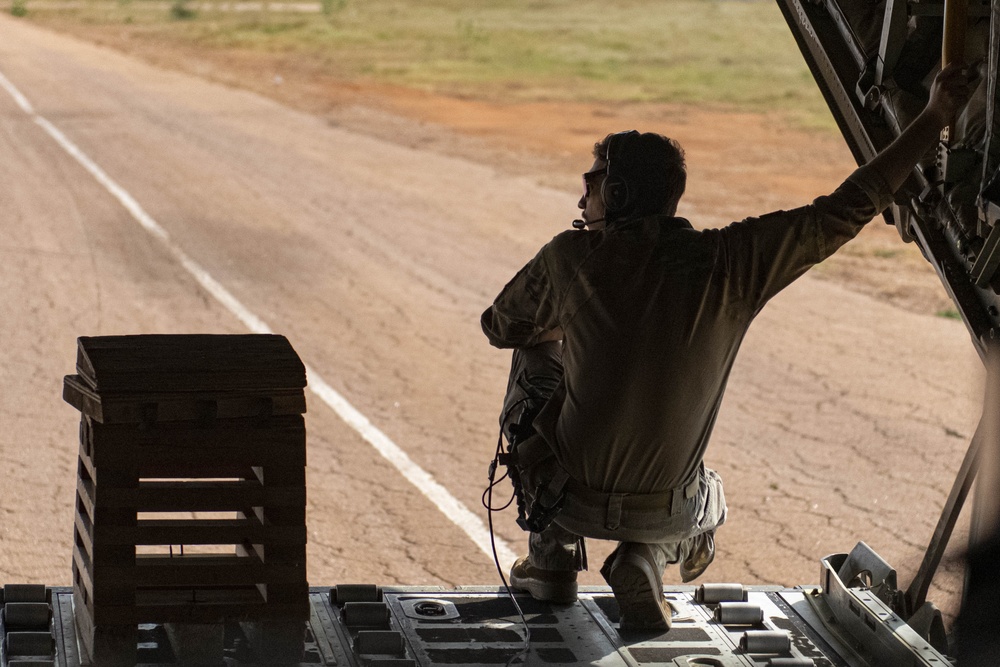 81 ERQS refuels partners, conducts airlift in Horn of Africa