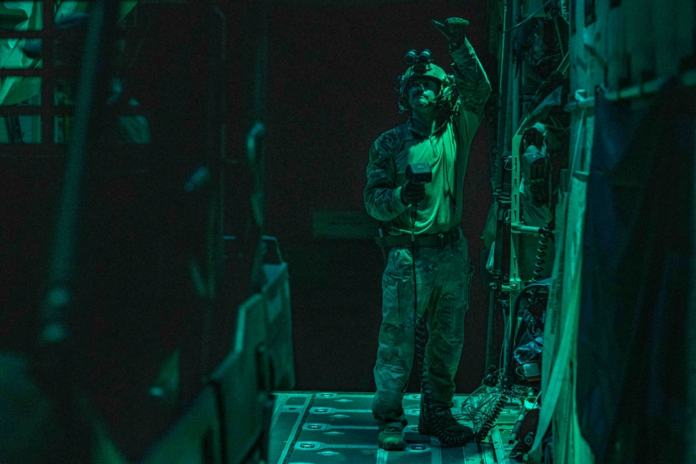 81 ERQS refuels partners, conducts airlift in Horn of Africa