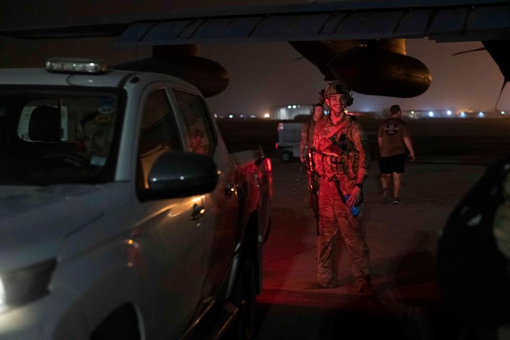 81 ERQS refuels partners, conducts airlift in Horn of Africa