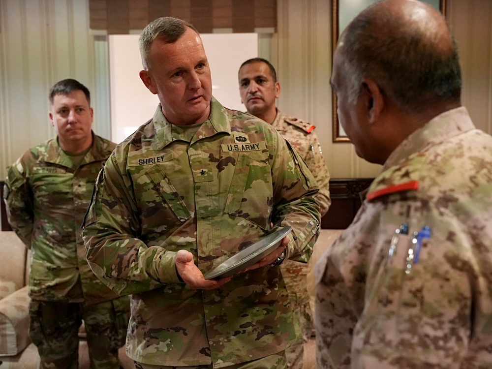 1st Theater Sustainment Command Team Visits Kuwait Naval Base