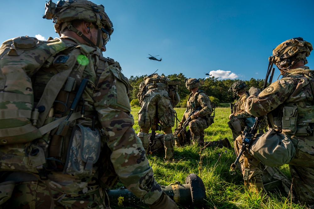 U.S. Army Soldiers conduct air assault mission at Saber Junction 23