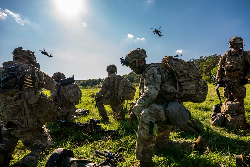 U.S. Army Soldiers conduct air assault mission at Saber Junction 23