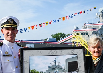 USS Marinette Commissions the Wright Way