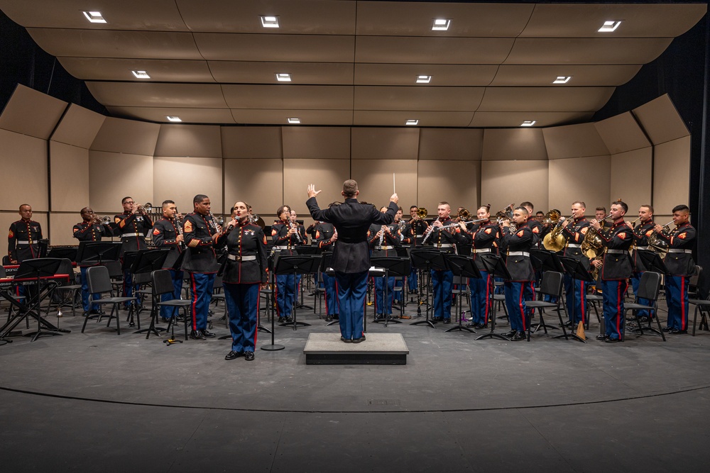 Marine Forces Reserve Band concludes fall tour at University of Tennessee at Chattanooga