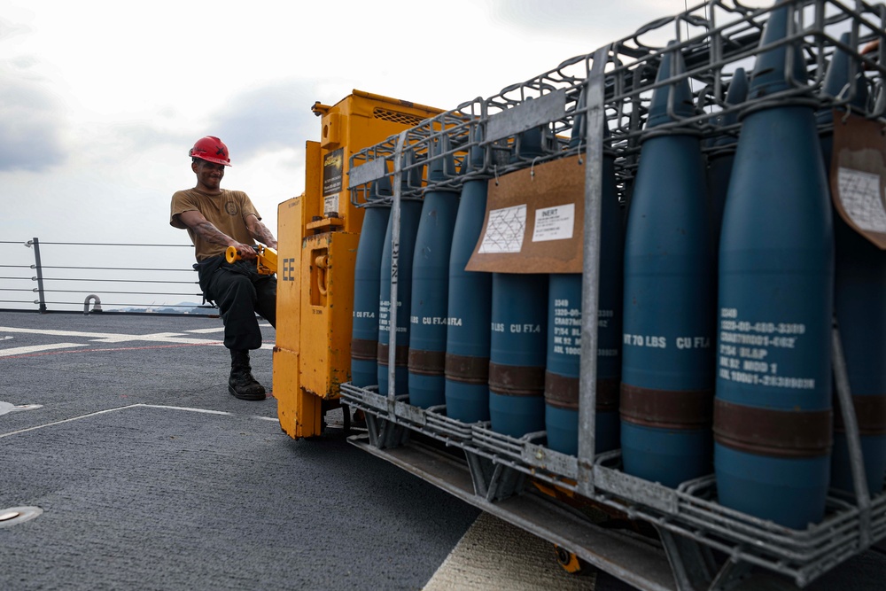 USS Dewey (DDG 105) Conducts Ammo Onload