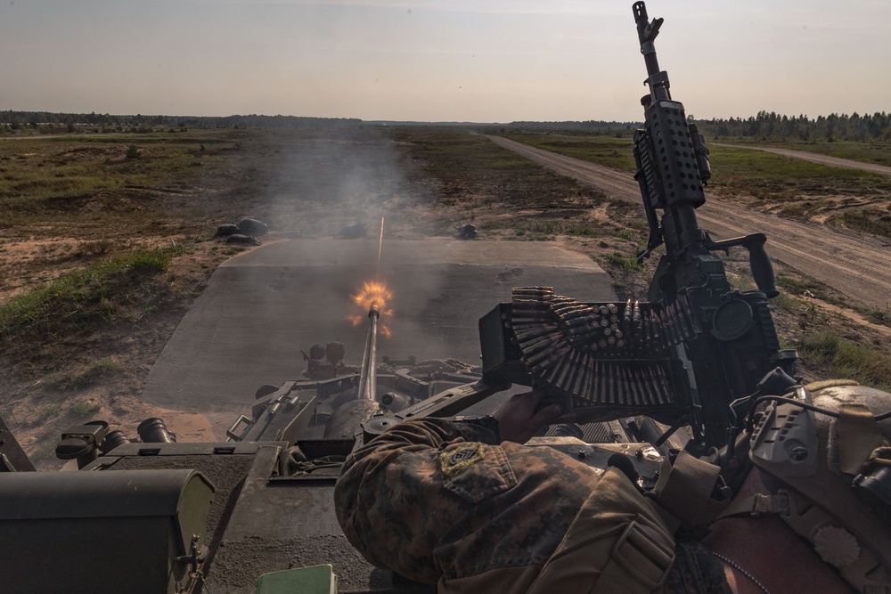 26th MEU(SOC)’s Bravo Command Element executes live-fire in Latvia