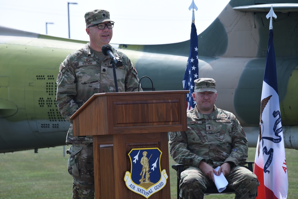 Kolacia speaks to his unit