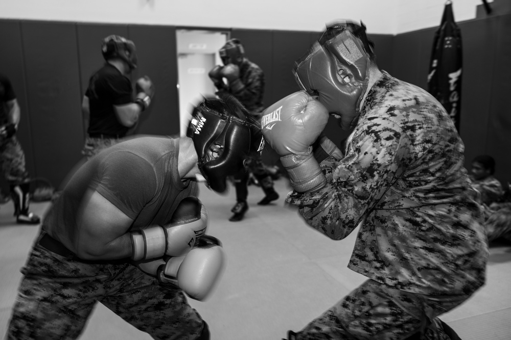 Marines with III MEF spar during MAIC