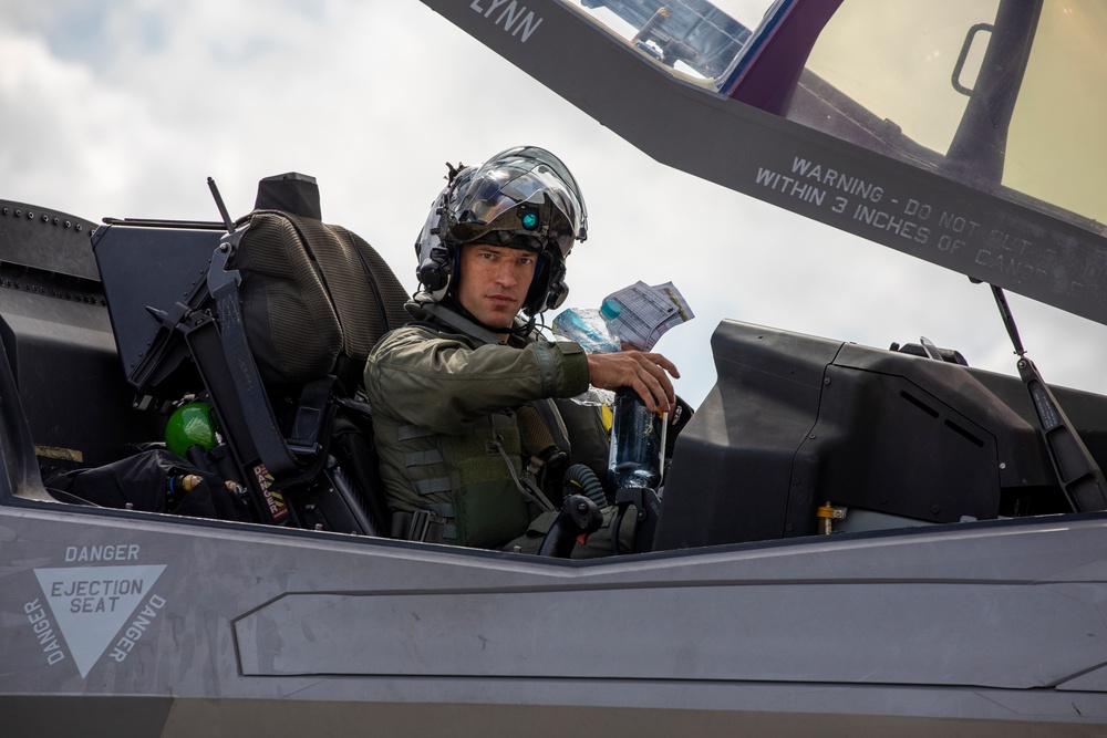 Green Knights and Bats roll with refuel with 35th Logistics Readiness Squadron