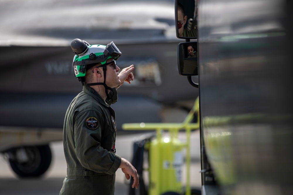 Marine Fighter Attack Squadron 121 refuels with 35th Logistics Readiness Squadron