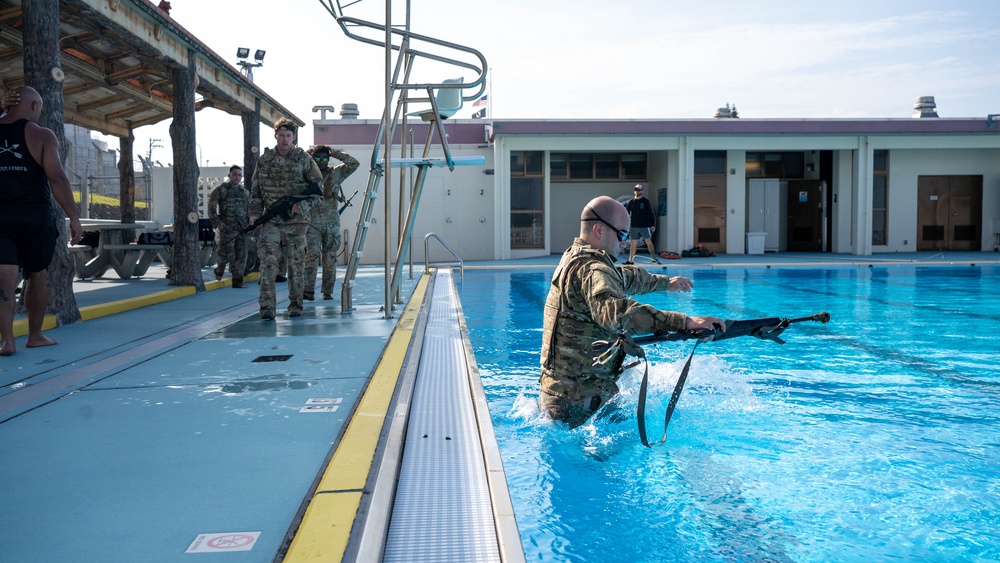 Soldiers Conduct Water Survival Training