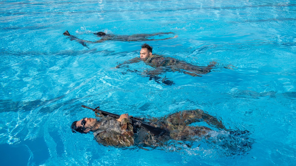 Soldiers Conduct Water Survival Training