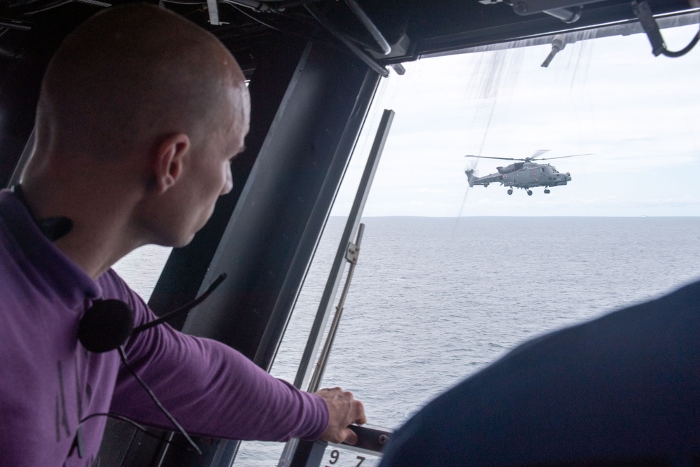 USS America Commemorates 73rd anniversary of Battle of Incheon