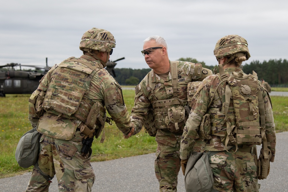 Brig. Gen. Lambert Visits 3CAB Soldiers