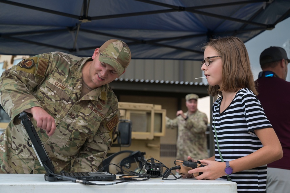 Airmen fly over and join FWB, Navarre Friday night football games >  Hurlburt Field > Article Display