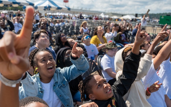 Virginia Beach 5th Graders Field Trip to NAS Oceana Air Show 2023