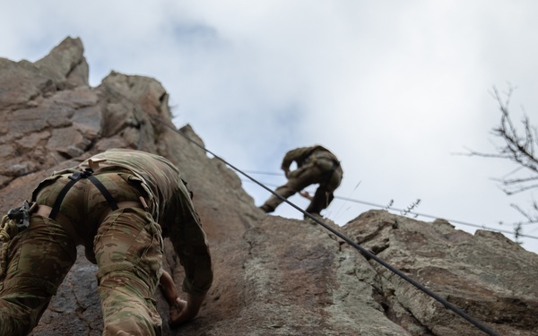 Soldiers from 10th Mountain Division and Bulgarian Land Forces 101st Alpine Regiment participate in the Rhodope 23 mountain movement technique in high-angle terrain event on Sep. 18, 2023, near Smolyan, Bulgaria