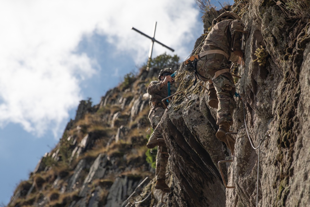 Soldiers from 10th Mountain Division and Bulgarian Land Forces 101st Alpine Regiment participate in the Rhodope 23 mountain movement technique in high-angle terrain event on Sep. 18, 2023, near Smolyan, Bulgaria