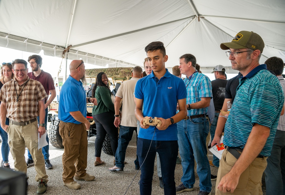 Naval Surface Warfare Center Crane Division Meet The Mission Event