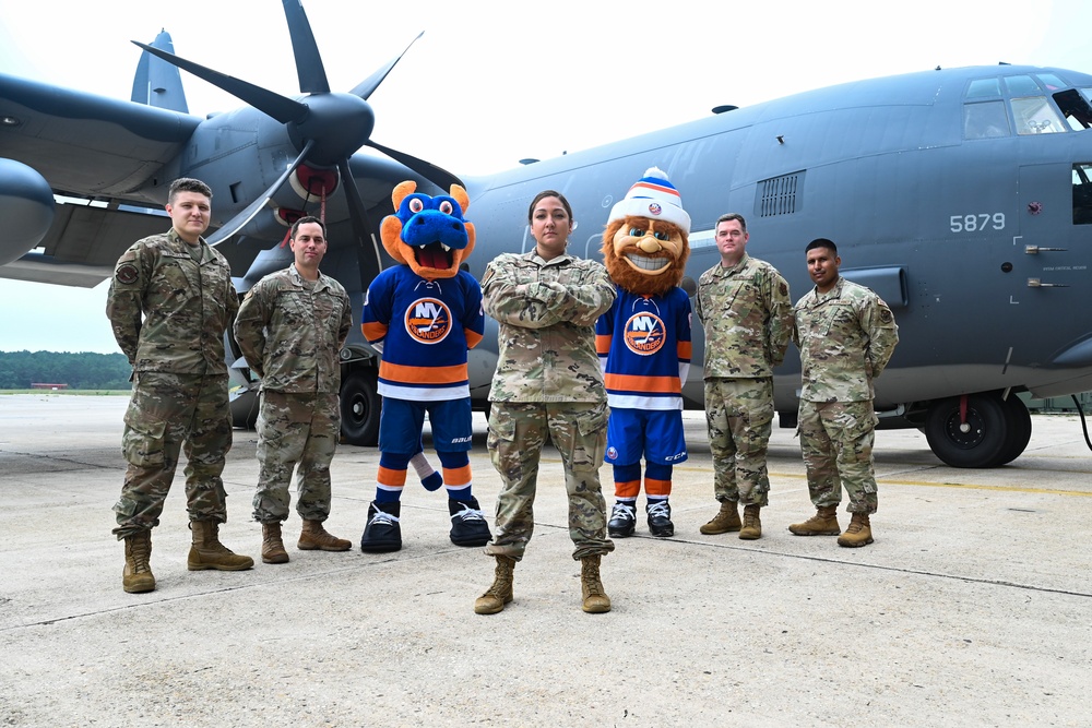 NY Air Guard recruiters team up with New York Islanders to promote 106th Rescue Wing