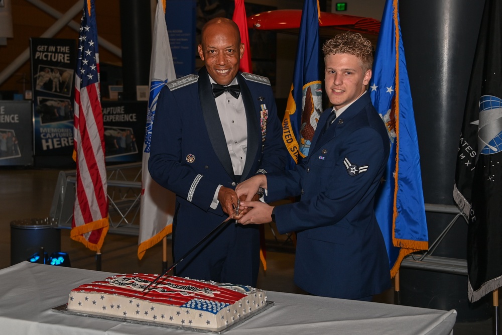 DVIDS - Images - Washington Commanders celebrate ten years of saluting  service at Joint Base Andrews [Image 2 of 5]