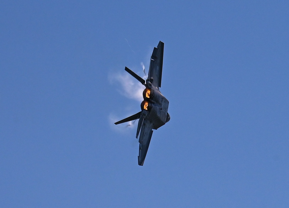 Air Dominance Center showcases F-22 Raptor over Tybee Island Beach during William Tell 2023