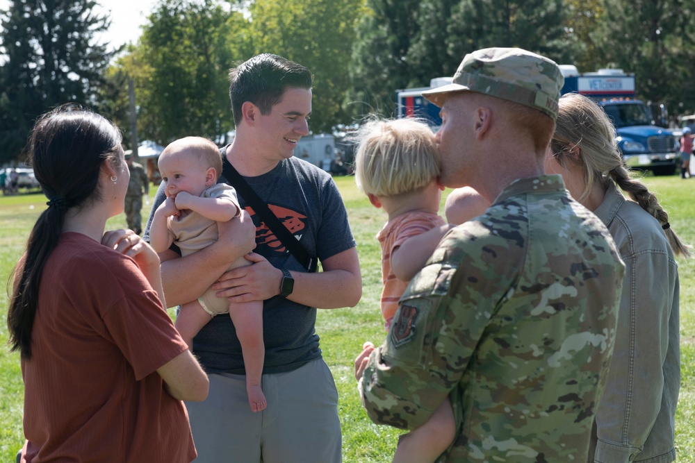 Wing shows support for reservists through annual family day celebration