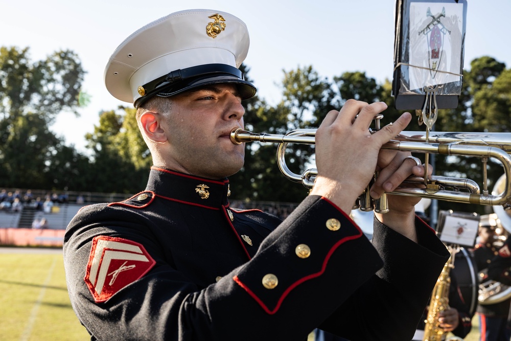 2d Marine Division Band Performs for Jacksonville High School