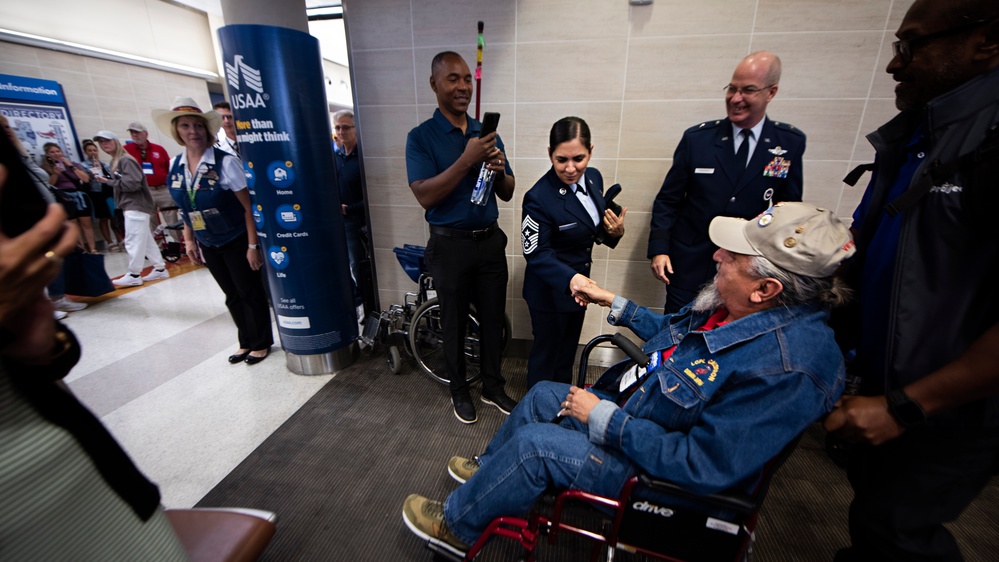 JBSA welcomes veterans home