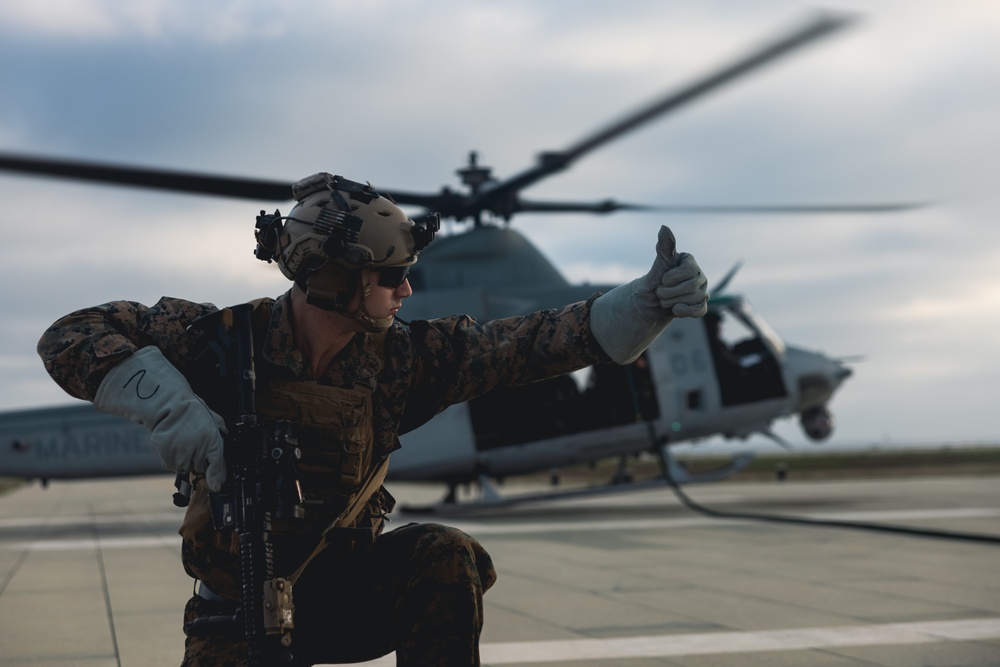 1st ANGLICO Marines Conduct Helicopter Fast Rope Training