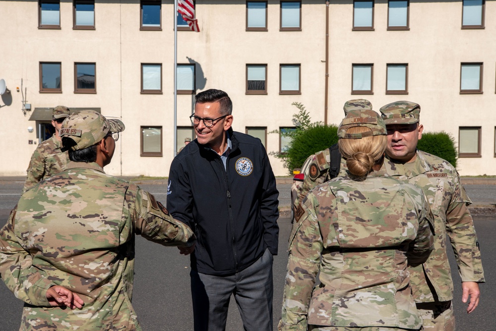 The SAF/MR and Command Chief visit Spangdahlem